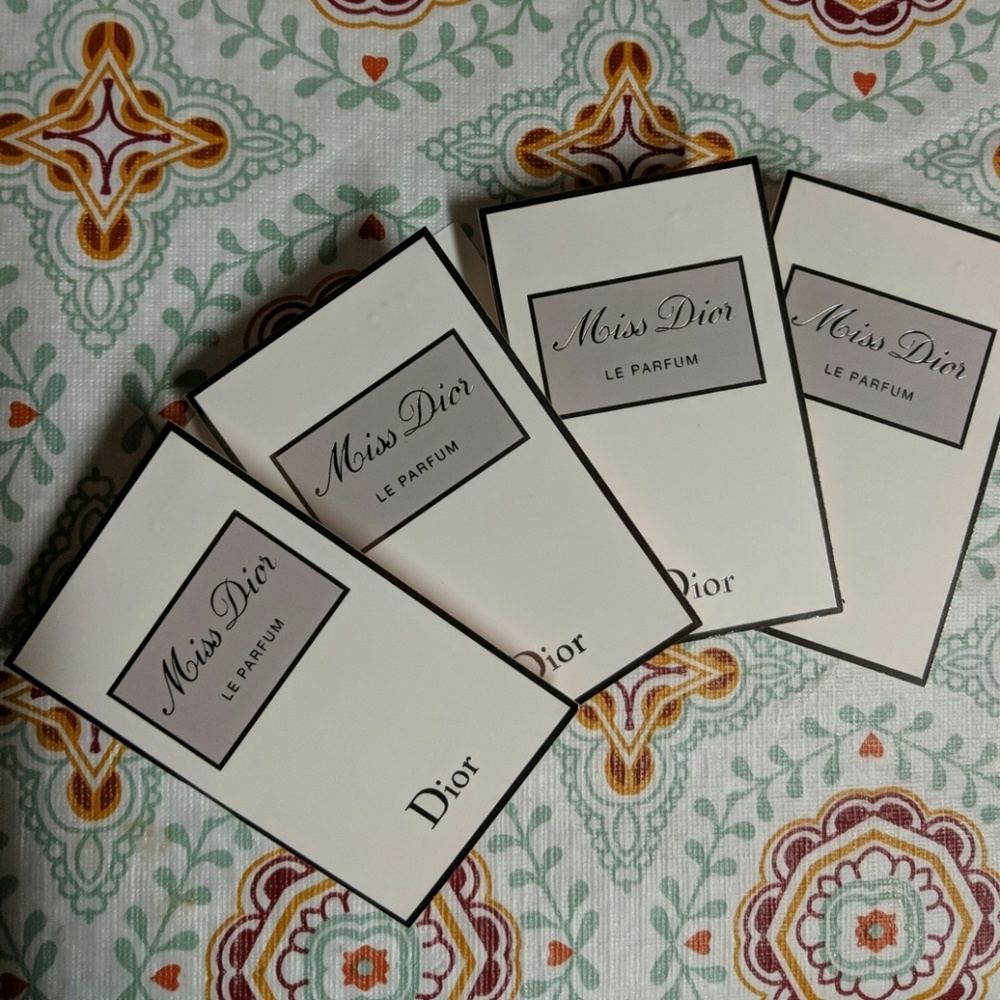 4 1ml Miss Dior Le Parfum samples